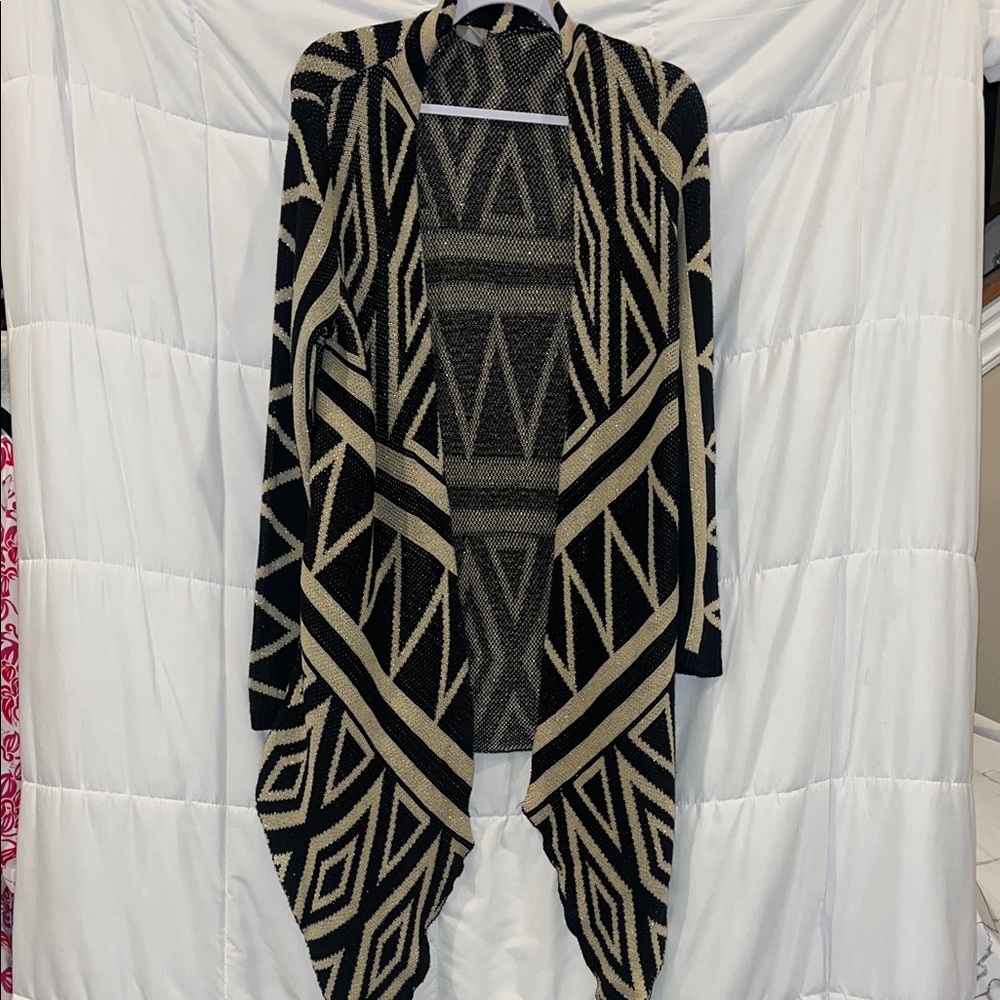 Chico’s Black & Gold Waterfall Cardigan Diamond Triangle Shimmer Size 1